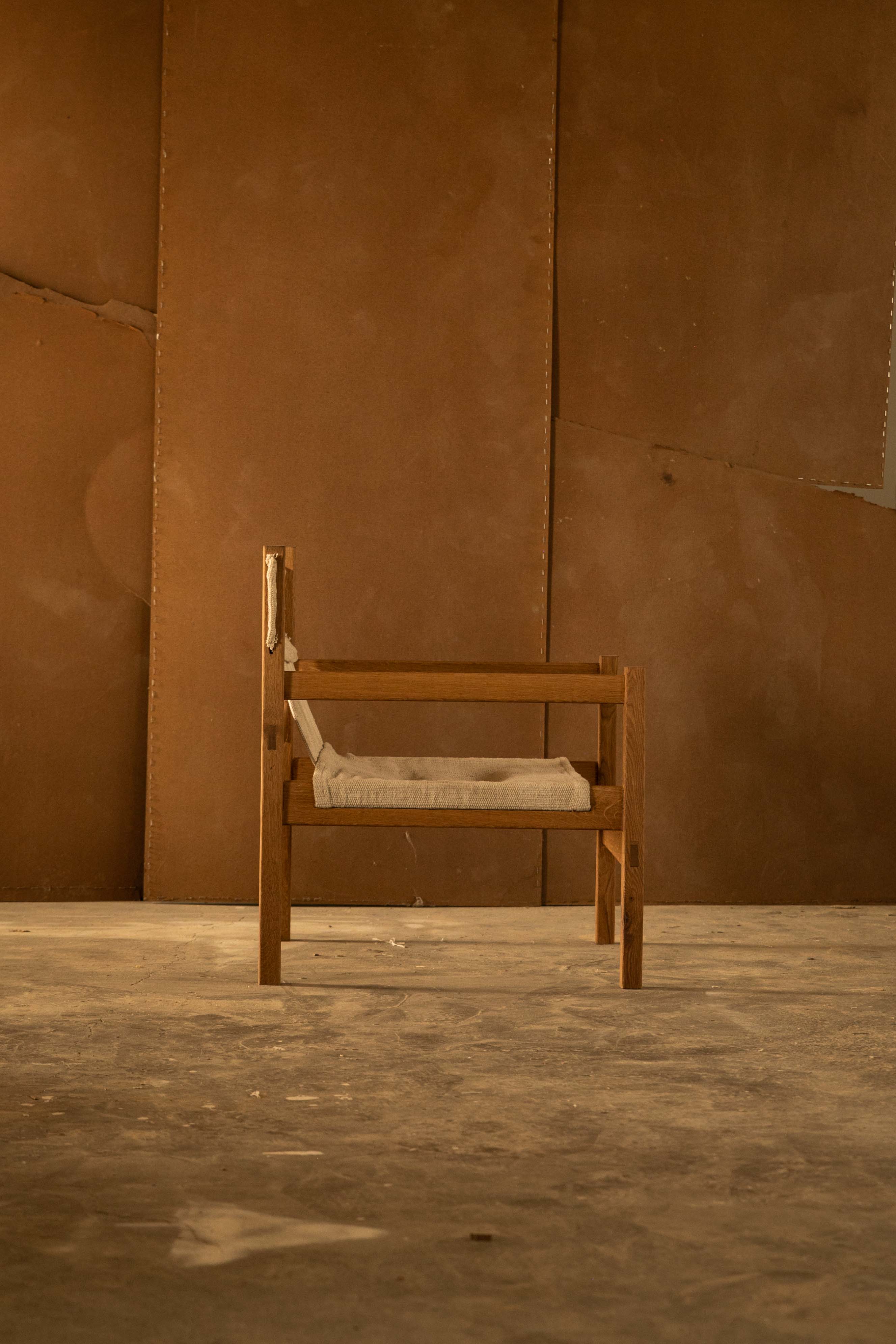 Sillón de Roble y Tela